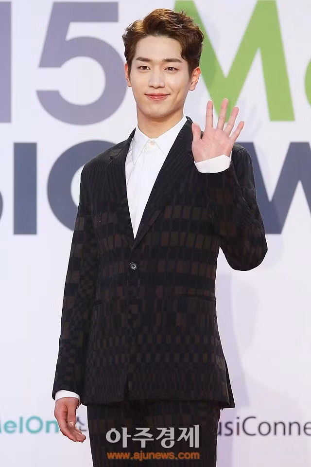 Sao nam nào điển trai nhất làng giải trí Hàn Quốc? ảnh 4