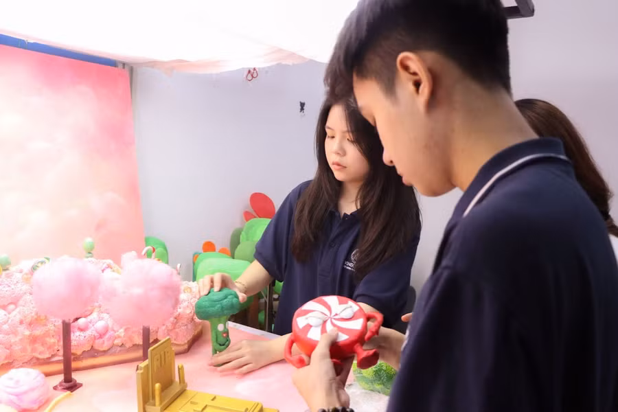 Chương trình “Mentoring - Trải nghiệm là nhân viên Sconnect” do Sconnect Academy of Media Arts (SAMA) tổ chức. Chương trình “Mentoring - Trải nghiệm là nhân viên Sconnect” do Sconnect Academy of Media Arts (SAMA) tổ chức.