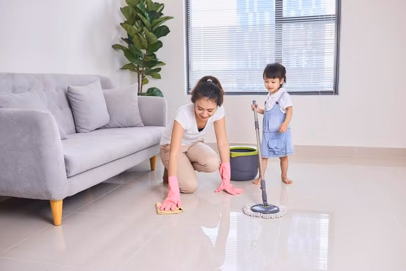 Cha mẹ nên đồng hành khi trẻ lao động.