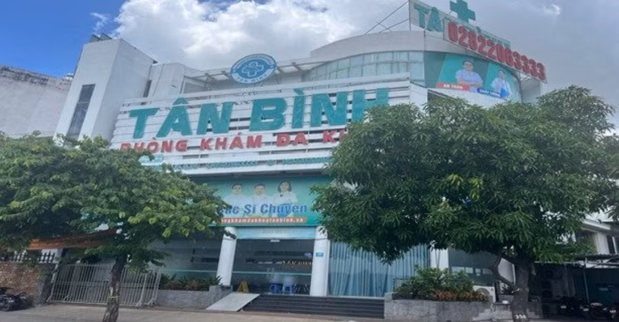 Tạm đình chỉ Phòng khám đa khoa Tân Bình do có dấu hiệu sai phạm.
