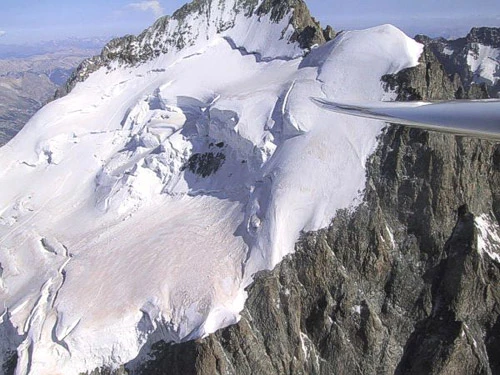 Cơ phó Germanwings nắm rõ địa hình núi Alps