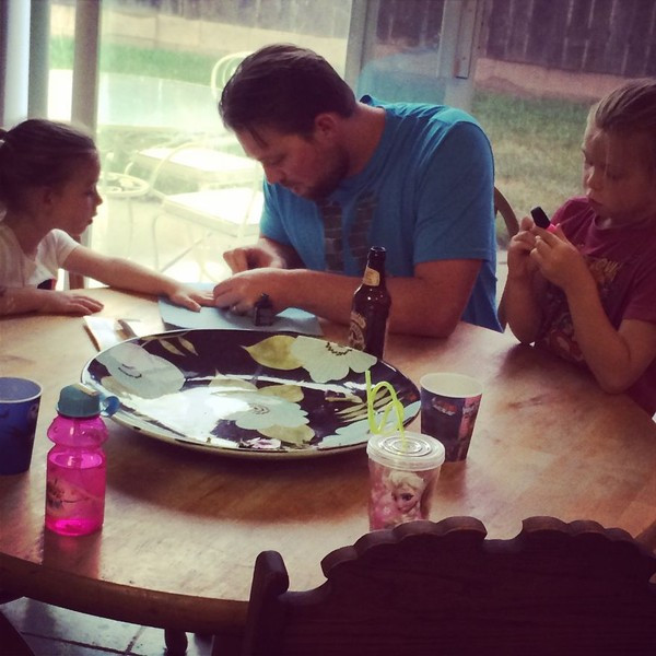 Những bức ảnh siêu hài hước khi các ông bố chơi cùng con 22