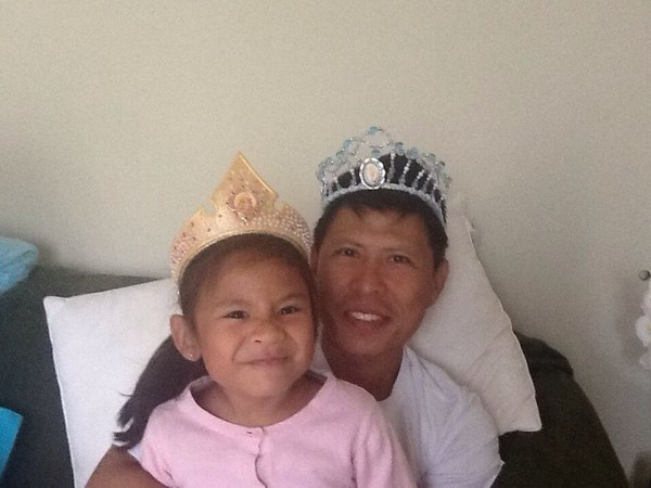 Những bức ảnh siêu hài hước khi các ông bố chơi cùng con 24