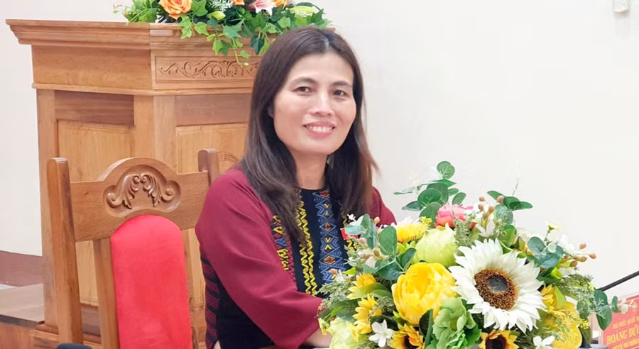 Bà Hồ Thị Minh.