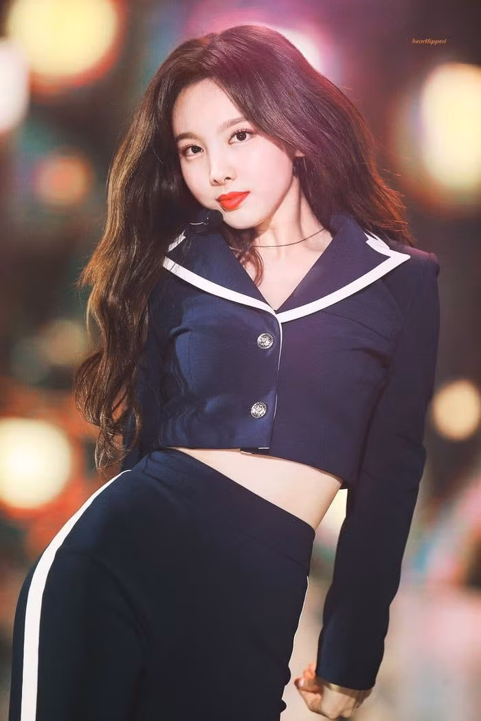 27. Nayeon (TWICE)