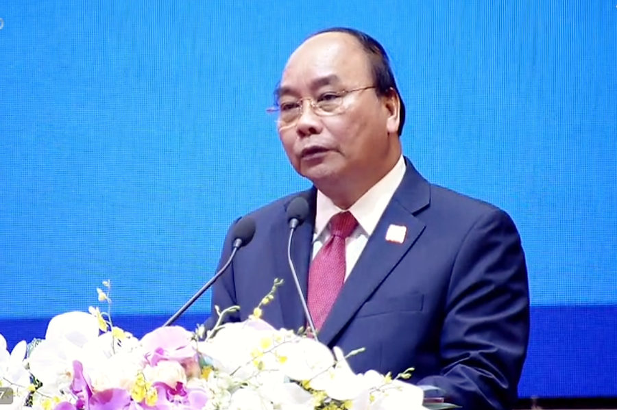 Thủ tướng Nguyễn Xuân Phúc phát biểu tại phiên họp toàn thể đối thoại chính sách Diễn đàn Thượng đỉnh kinh doanh Tiểu vùng Mekong mở rộng (GMS) Thủ tướng Nguyễn Xuân Phúc phát biểu tại phiên họp toàn thể đối thoại chính sách Diễn đàn Thượng đỉnh kinh doanh Tiểu vùng Mekong mở rộng (GMS)