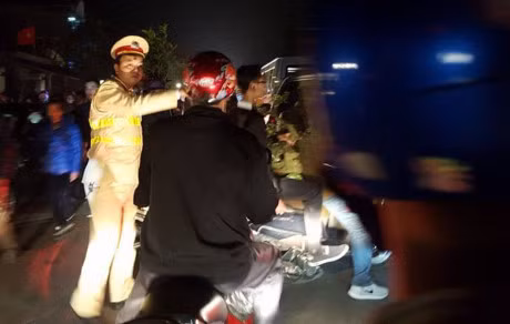 Canh dong duc ngop tho 