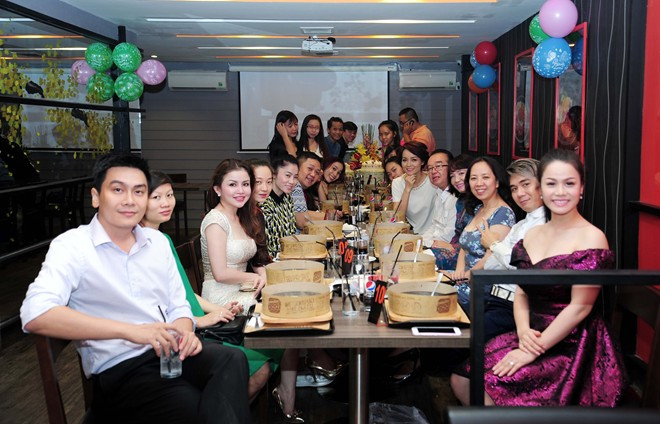 Nhật Kim Anh "tốc hỷ": Cưới chồng giàu, thi thắng lớn ảnh 1 1