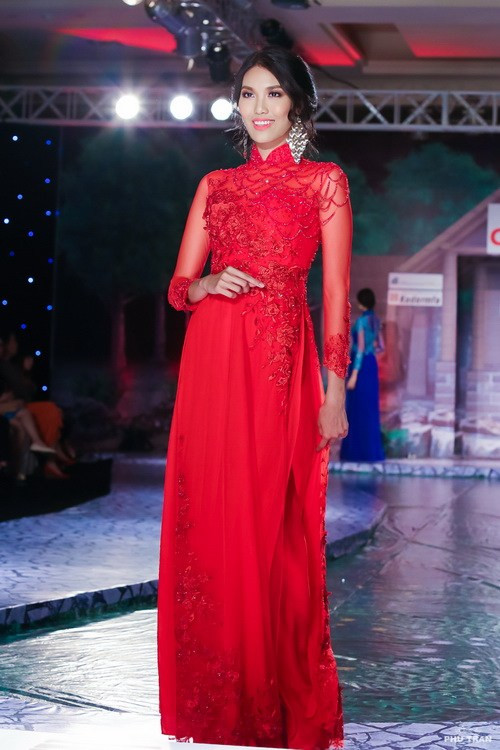 Hoa khôi Lan Khuê khoe đường cong tuyệt đẹp - 3