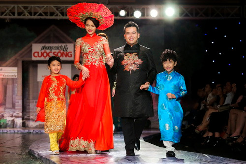 Hoa khôi Lan Khuê khoe đường cong tuyệt đẹp - 18