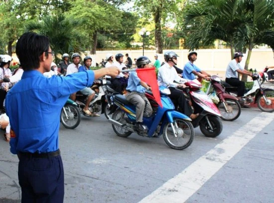 Đảm bảo an toàn giao thông trong nghỉ lễ và thi THPT quốc gia