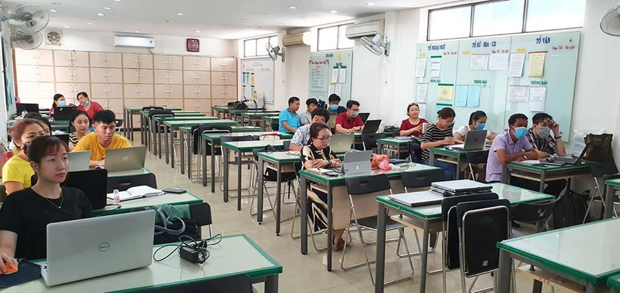 Các giáo viên chủ động triển khai các hoạt động dạy học online Các giáo viên chủ động triển khai các hoạt động dạy học online