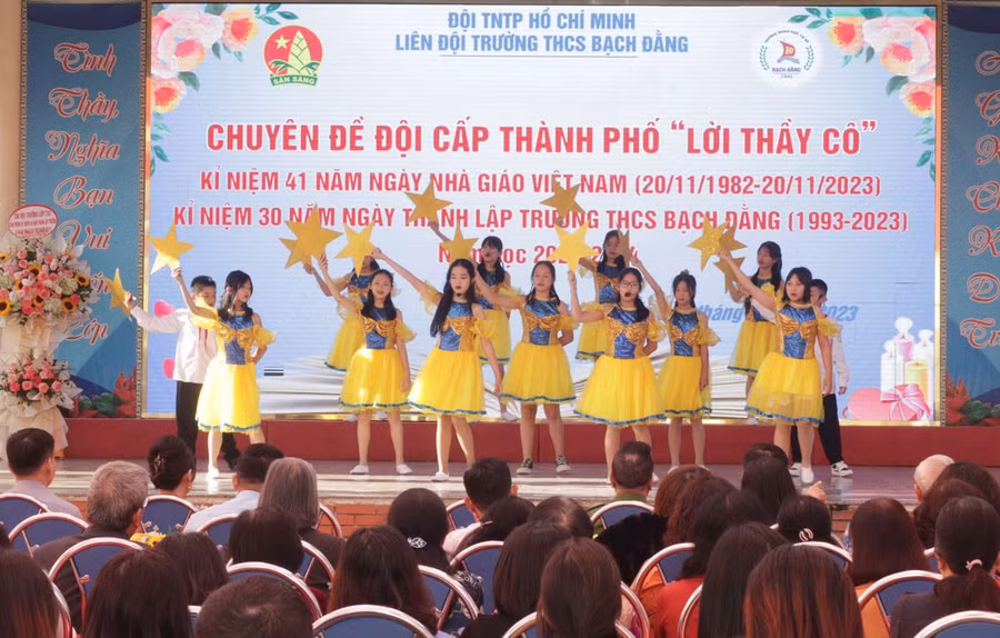 Chuyên đề đội cấp thành phố của Trường THCS Bạch Đằng.