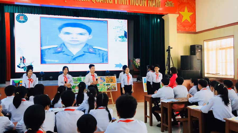 Học sinh được tìm hiểu về truyền thống quê hương Tiên Lãng.