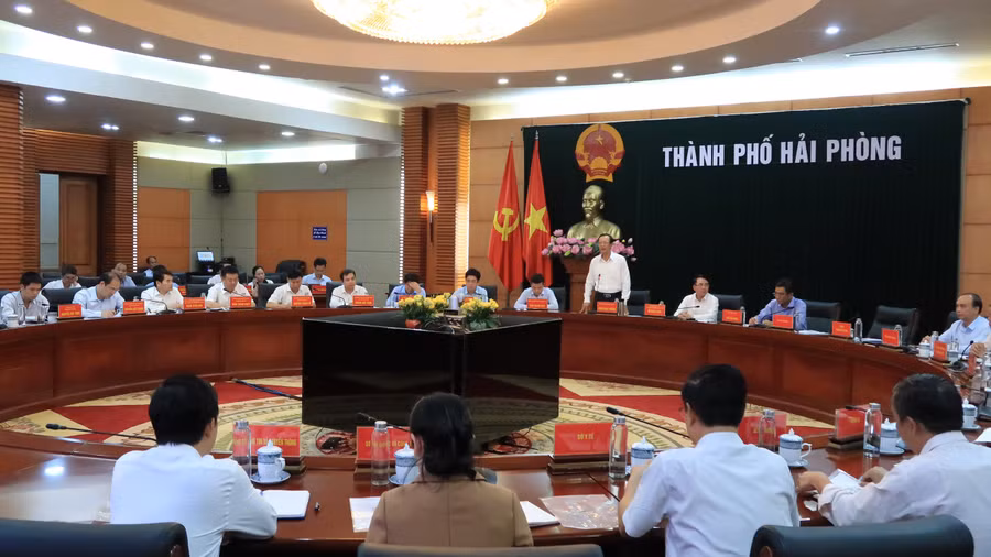 Đoàn công tác của Bộ GD&ĐT làm việc tại Hải Phòng.