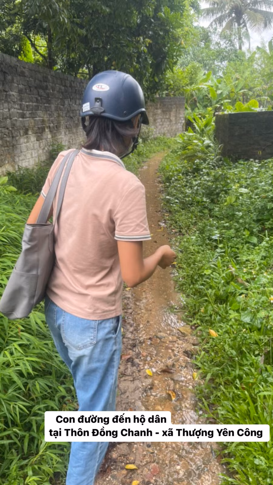 Con đường cô Dương đến nhà học sinh