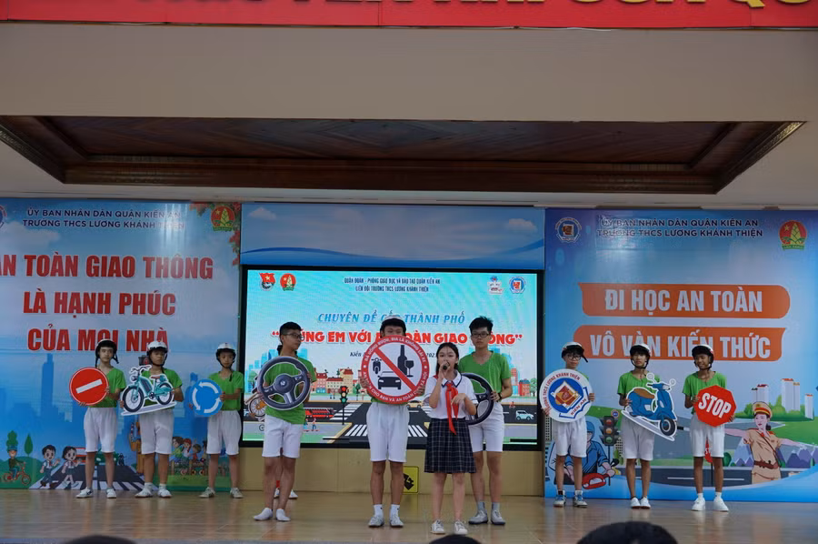 Chuyên đề được thực hiện với nhiều hoạt động sáng tạo.