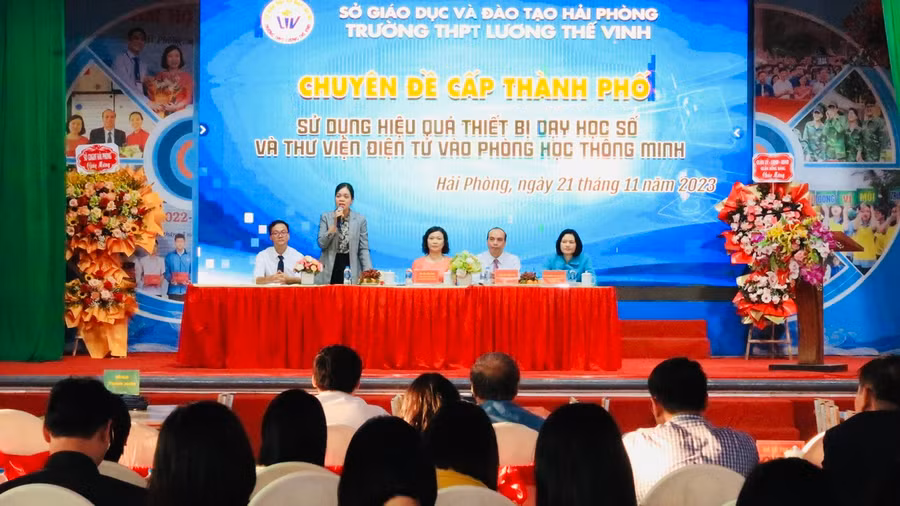 Nhiều ý kiến nhận xét, đóng góp tích cực cho chuyên đề.