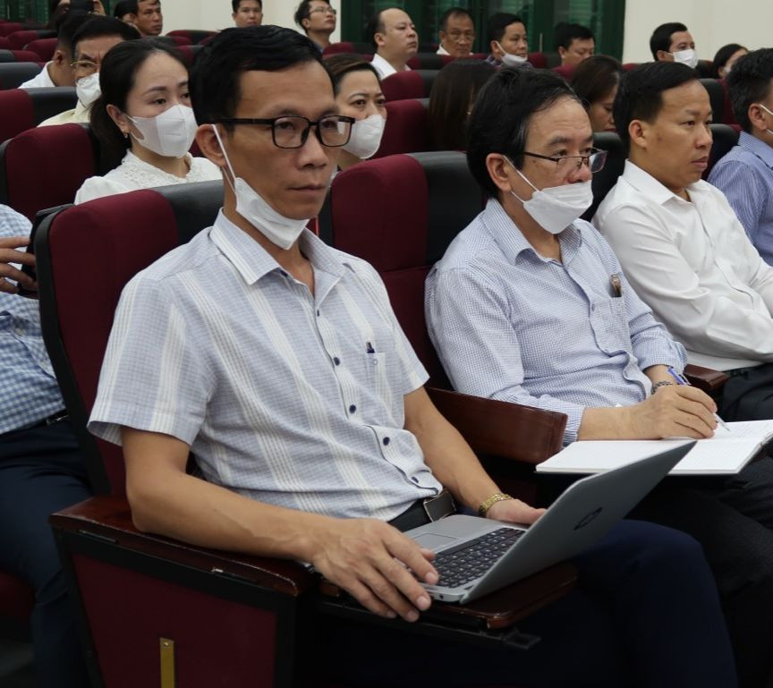 Cán bộ, quản lý Ngành Giáo dục Hải Phòng tham gia tập huấn. Cán bộ, quản lý Ngành Giáo dục Hải Phòng tham gia tập huấn.