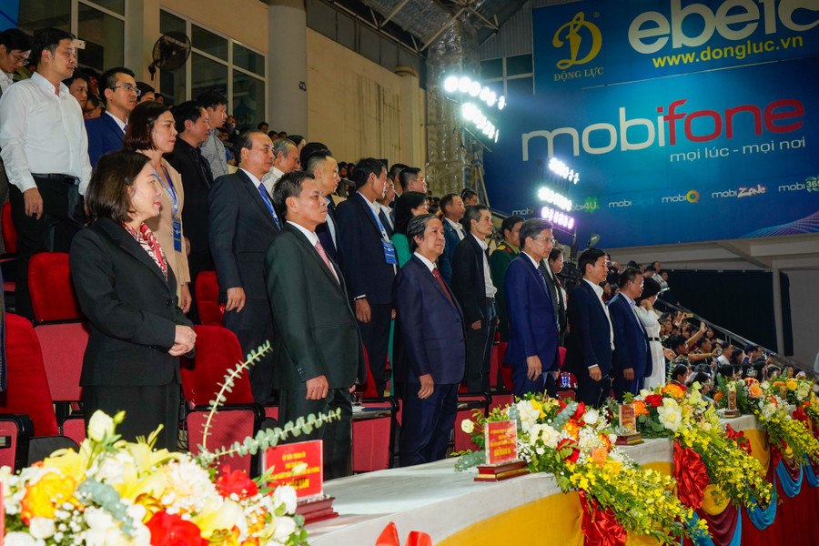 Lãnh đạo Bộ GD&ĐT, lãnh đạo TP Hải Phòng tham dự chương trình. Lãnh đạo Bộ GD&ĐT, lãnh đạo TP Hải Phòng tham dự chương trình.