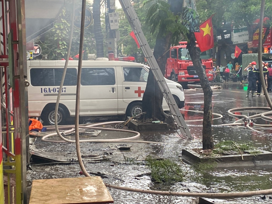 Hiện chưa có thống kê cụ thể thiệt hại về người và tài sản. Hiện chưa có thống kê cụ thể thiệt hại về người và tài sản.