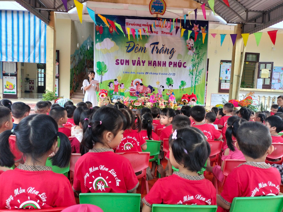 Trường Mầm non Liên Am với nhiều hoạt động vui chơi cho trẻ.