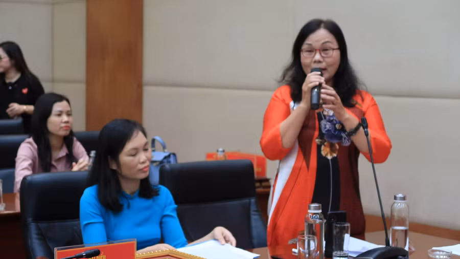 Cô giáo Nguyễn Thị Thảo, giáo viên trường Nuôi dạy Trẻ em Khiếm Thị Hải Phòng