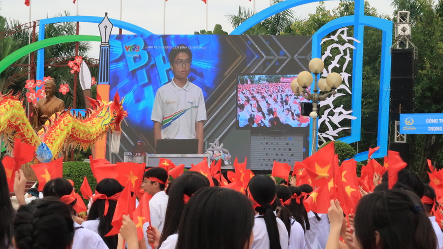 Điểm cầu Hải Phòng sôi động trận Chung kết. Điểm cầu Hải Phòng sôi động trận Chung kết.