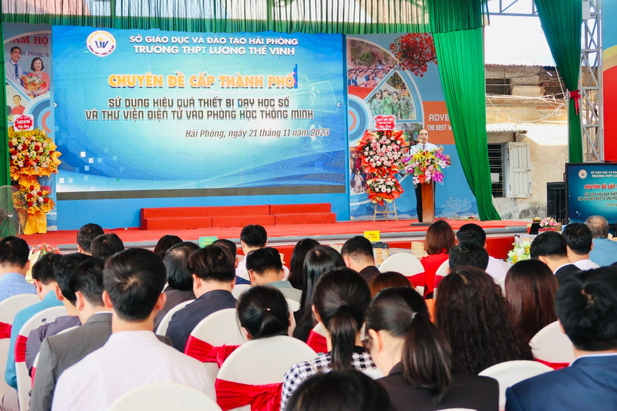 Chuyên đề nhận được sự quan tâm, tham dự của các trường THPT trên địa bàn thành phố.