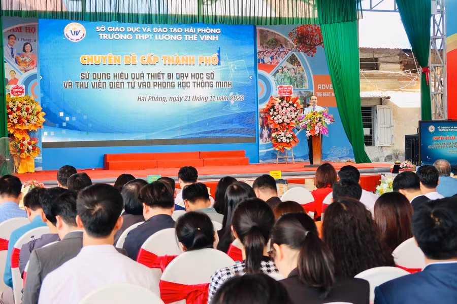 Chuyên đề nhận được sự quan tâm, tham dự của các trường THPT trên địa bàn thành phố.