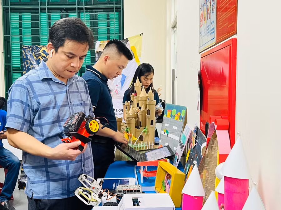 Thầy cô mong muốn Luật Nhà giáo sẽ sớm được thông qua.