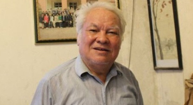 TS Nguyễn Văn Khải.
