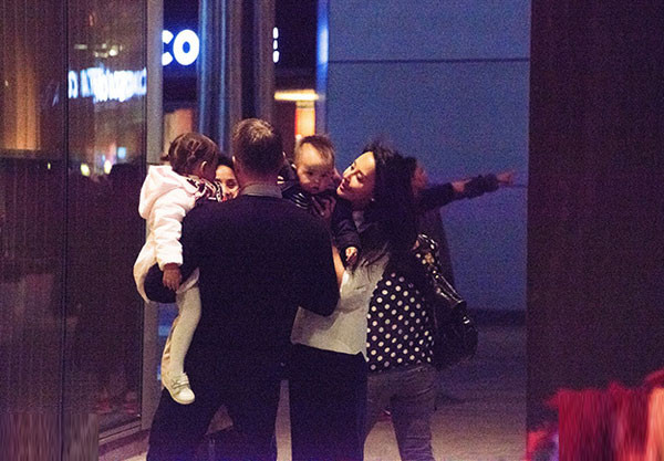 Vợ cũ Ngô Kỳ Long ngọt ngào bên chồng ngoại quốc ảnh 5 vo cu ngo ky long ngot ngao ben chong ngoai quoc - 5