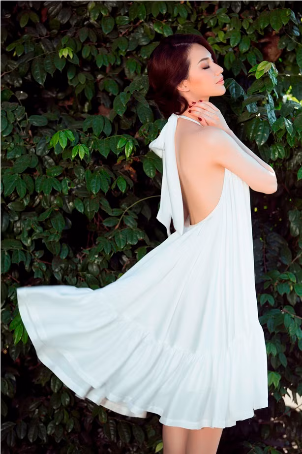  Đã có lúc cô tự giam mình trong phòng để đọc sách và suy nghĩ về những điều đã qua. 