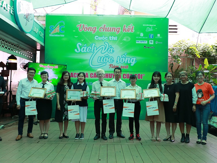 5 thí sinh đạt giải nhận phần thưởng