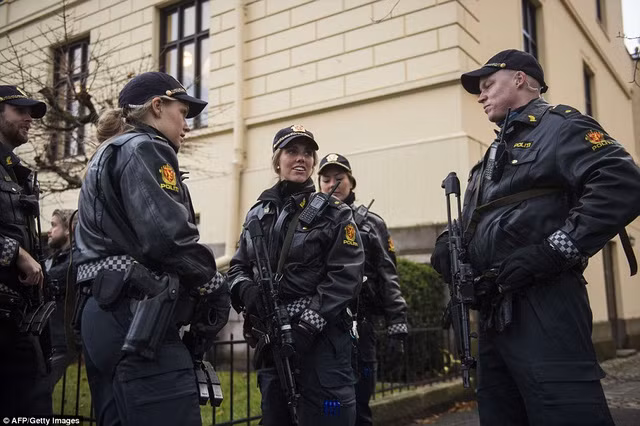  An ninh được thắt chặt tại khu vực diễn ra buổi lễ 