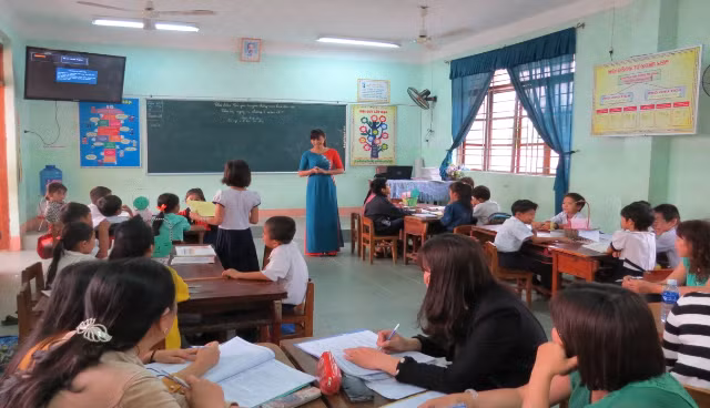 Một lớp học VNEN tại Tam Kỳ- Quảng Bình Một lớp học VNEN tại Tam Kỳ- Quảng Bình