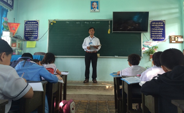 Không cần văn mẫu, giáo viên vẫn hướng dẫn học sinh làm được những bài văn hay Không cần văn mẫu, giáo viên vẫn hướng dẫn học sinh làm được những bài văn hay