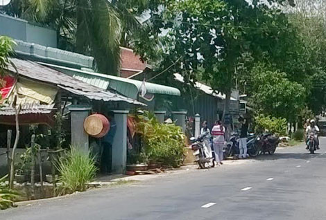 Căn nhà nơi xảy ra vụ nổ, khiến 3 người trong gia đình tử vong.