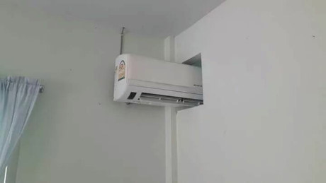 Cười phát ngất với xu hướng lắp điều hòa kiểu mới cho mùa hè: 1 điều hòa khỏe, 2 phòng vui! - Ảnh 3 Cuoi phat ngat voi xu huong lap dieu hoa kieu moi cho mua he: 1 dieu hoa khoe, 2 phong vui! - Anh 3