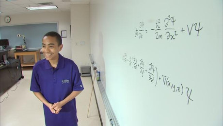 Thần đồng vật lý tốt nghiệp đại học ở tuổi 14 - Ảnh 1 Than dong vat ly tot nghiep dai hoc o tuoi 14 - Anh 1