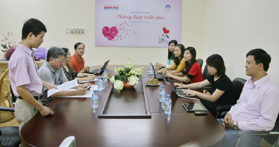 Toàn cảnh buổi giao lưu trực tuyến Toàn cảnh buổi giao lưu trực tuyến