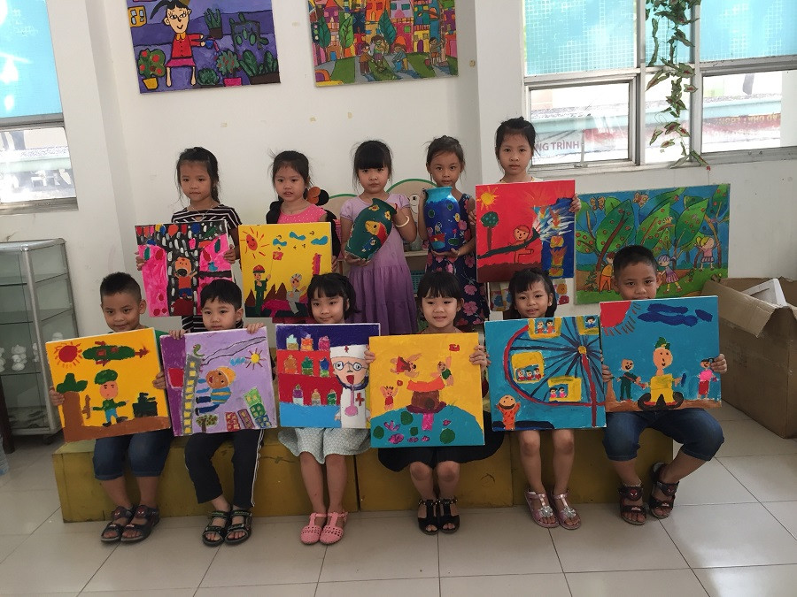 Cùng khoe tác phẩm của mình Cùng khoe tác phẩm của mình