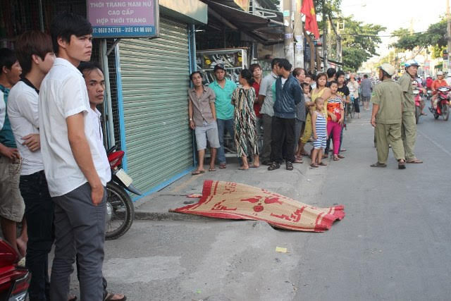 chở thi thể người, con hẻm, bình tân, sát hại chở thi thể người, con hẻm, bình tân, sát hại