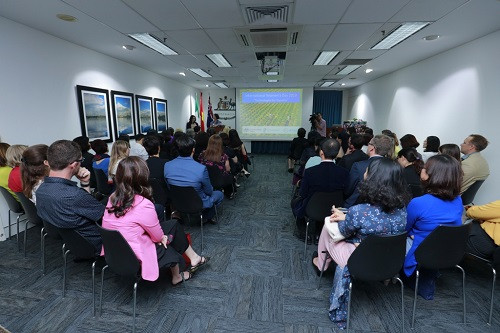 Bà Rebecca Bryant - Phó Đại sứ kiêm Đại biện Lâm thời Australia - phát biểu phát động cuộc thi