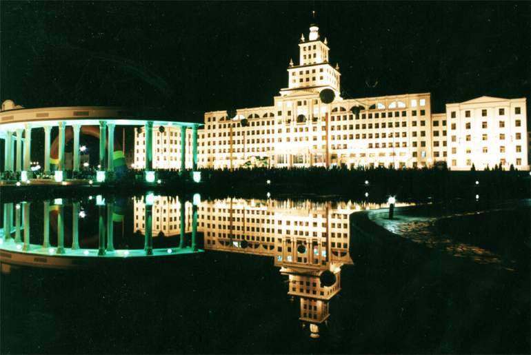 Trường Đại học Kỹ thuật Cáp Nhĩ Tân Trường Đại học Kỹ thuật Cáp Nhĩ Tân