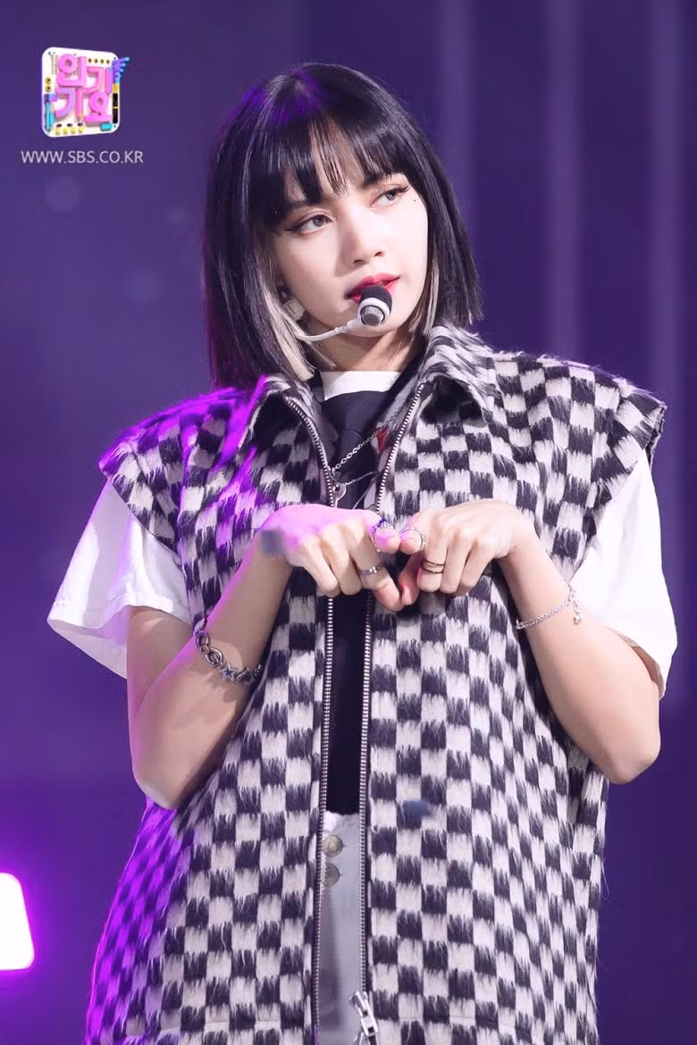 20. Lisa (BLACKPINK)