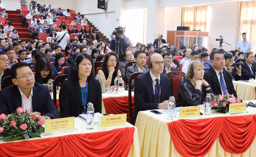 Hội thảo có sự tham dự của các nhà nghiên cứu – giáo dục y khoa ở Việt Nam và các quốc gia trên thế giới.