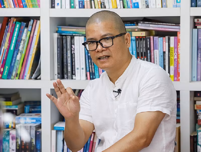 TS Giáp Văn Dương.