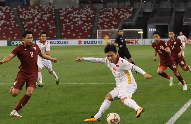 Quang Hải trong trận bán kết lượt về với Thái Lan.